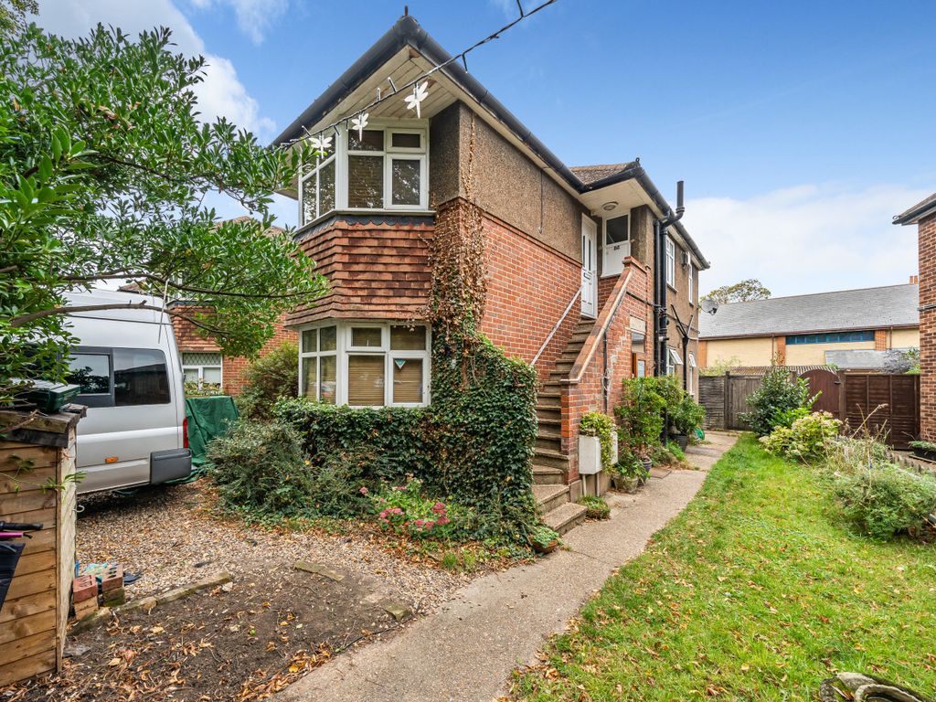 2 bed for sale in Denmark Road, Carshalton SM5, £335,000 Zoopla