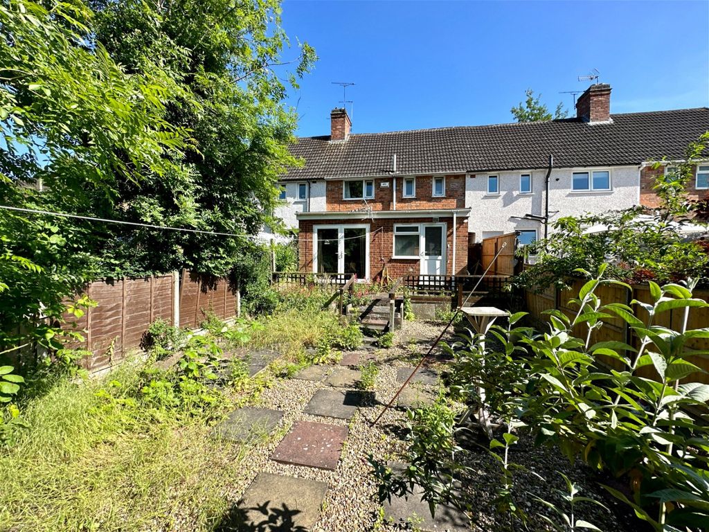 3 bed terraced house for sale in Waltham Avenue, Leicester LE3 Zoopla