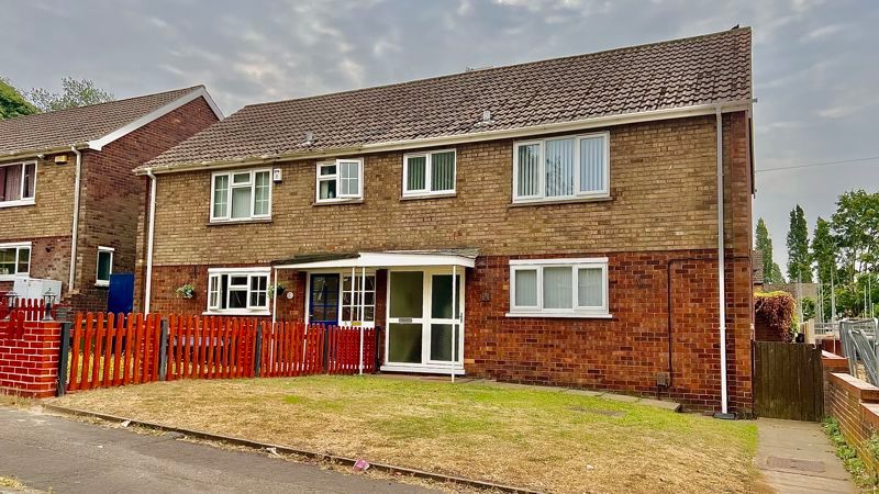 Chaucer Avenue, Scunthorpe DN17  