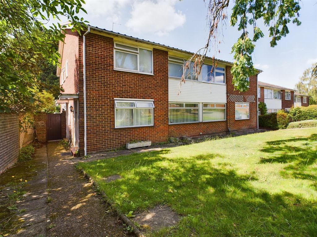 2 bed flat for sale in St. Anns Way, South Croydon CR2, £300,000 Zoopla