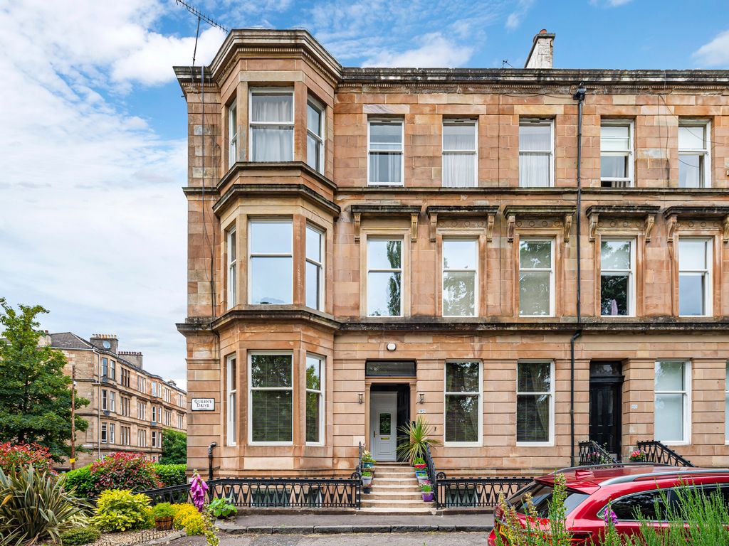 142 Queen's Drive, Queens Park, Glasgow G42  