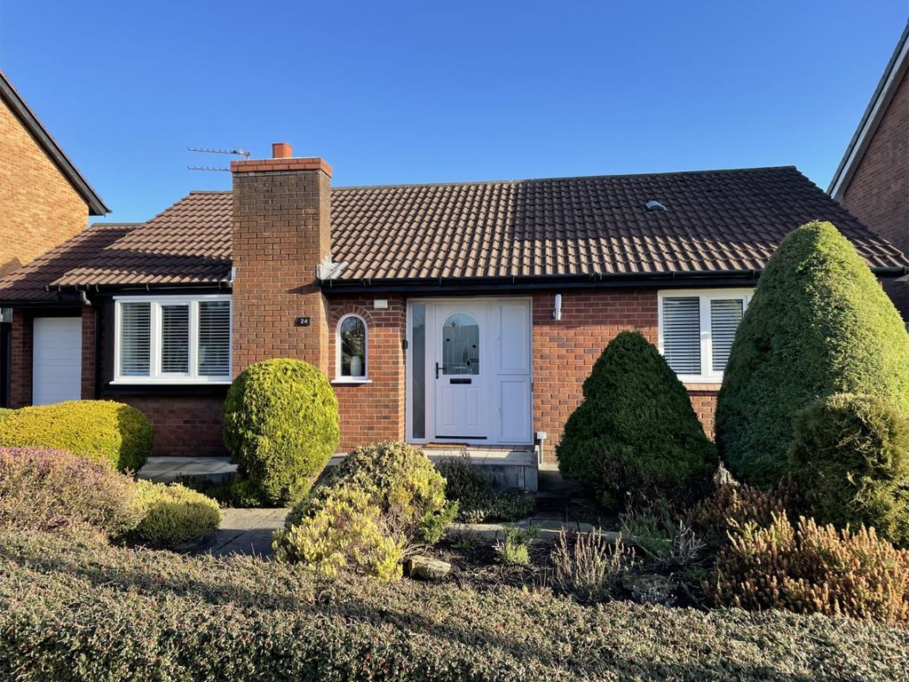 2 bed detached bungalow for sale in Cherwell Road, Bolton BL5, £325,000