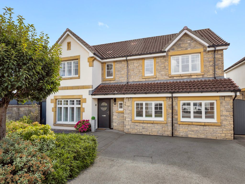 5 bed detached house for sale in 28 Gogarloch Bank, South Gyle, Edinburgh EH12, £675,000 Zoopla