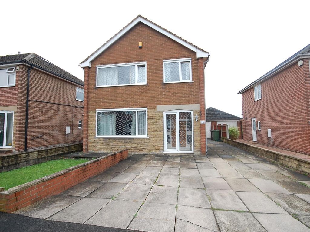 3 bed detached house for sale in Farfield Court, Garforth, Leeds LS25