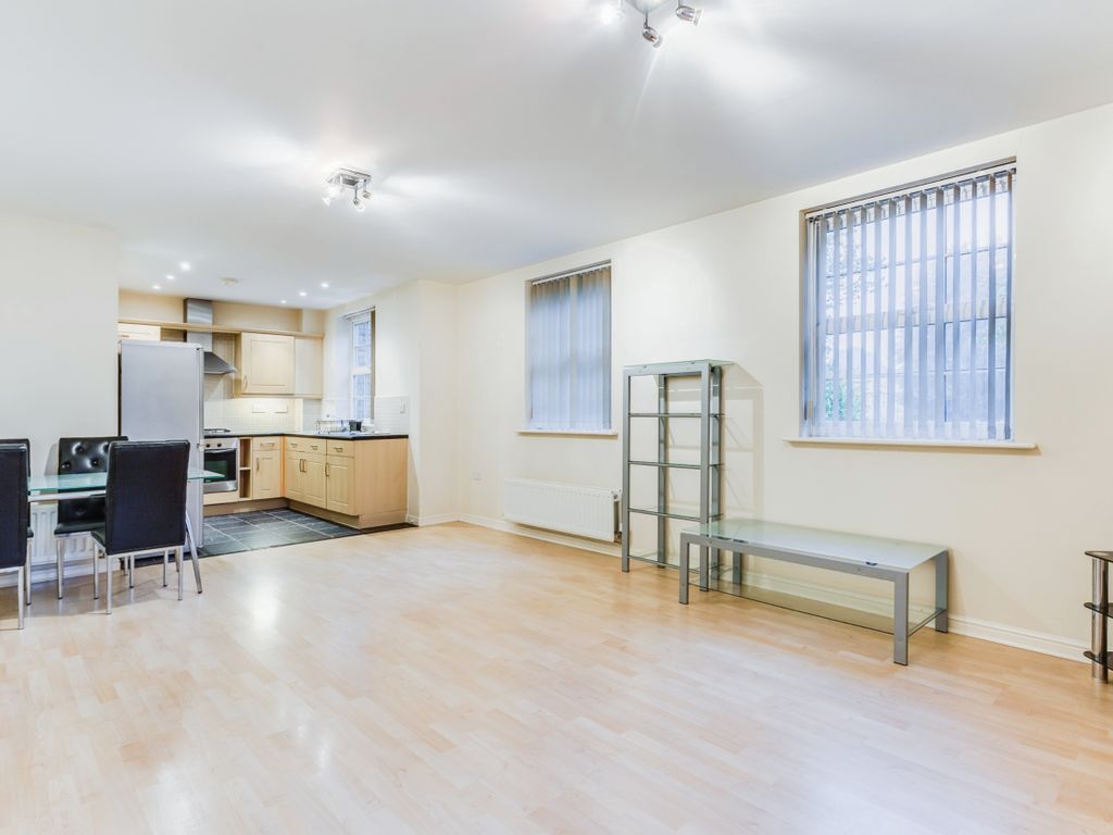 2 bed flat to rent in Ash Apartments Chaloner Green, Wakefield, West