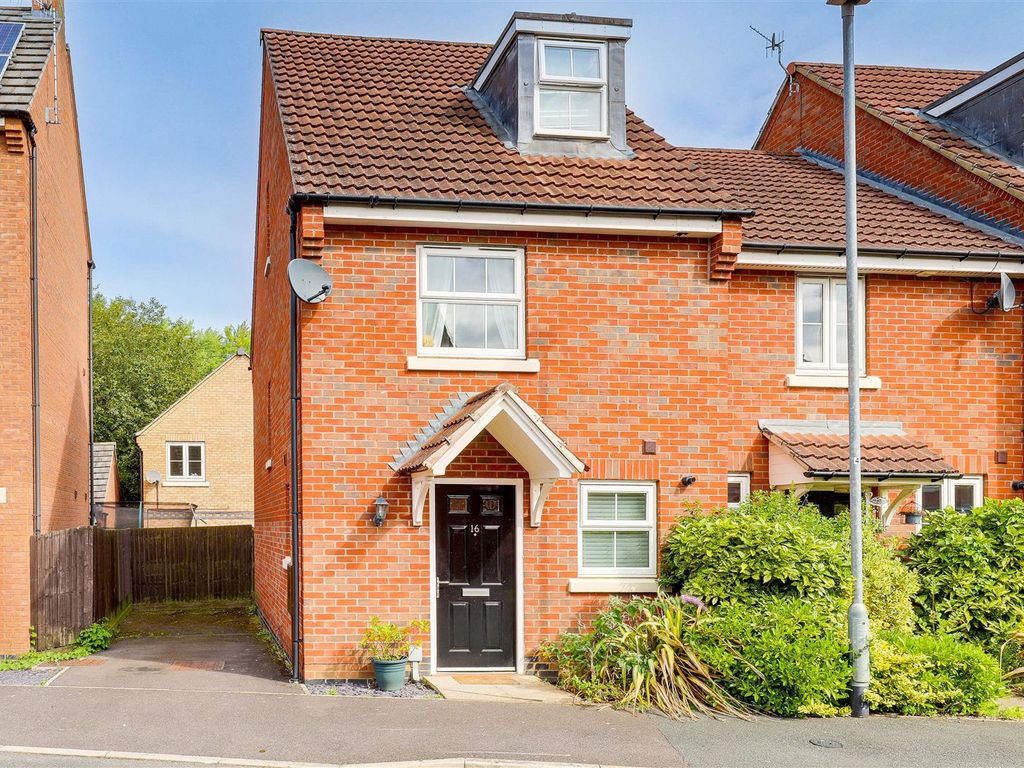 3 bed end terrace house for sale in Bowden Avenue, Bestwood Village