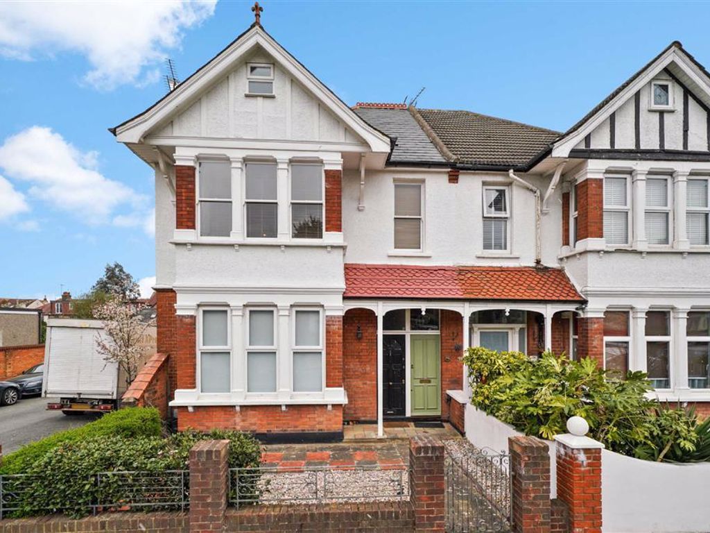 3 bed for sale in Cunningham Park, Harrow HA1 Zoopla