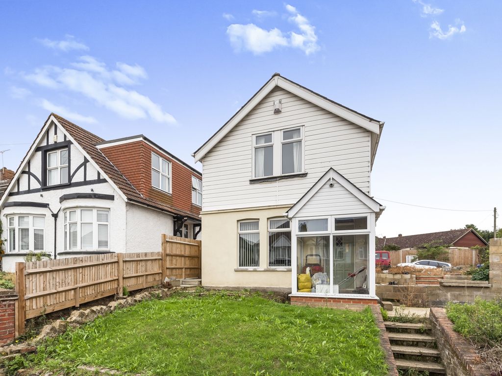 2 bed detached house for sale in Old Road East, Gravesend DA12 Zoopla