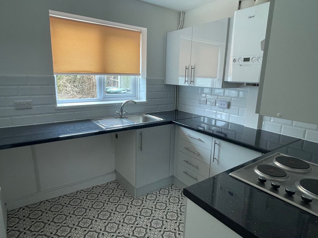 2 bed end terrace house to rent in South Road, Attenborough, Beeston