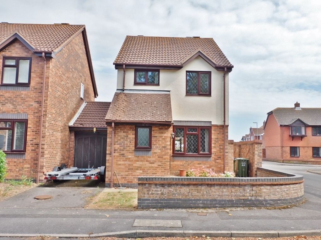 3 bed linkdetached house for sale in Mulberry Avenue, Stubbington, Fareham PO14 Zoopla