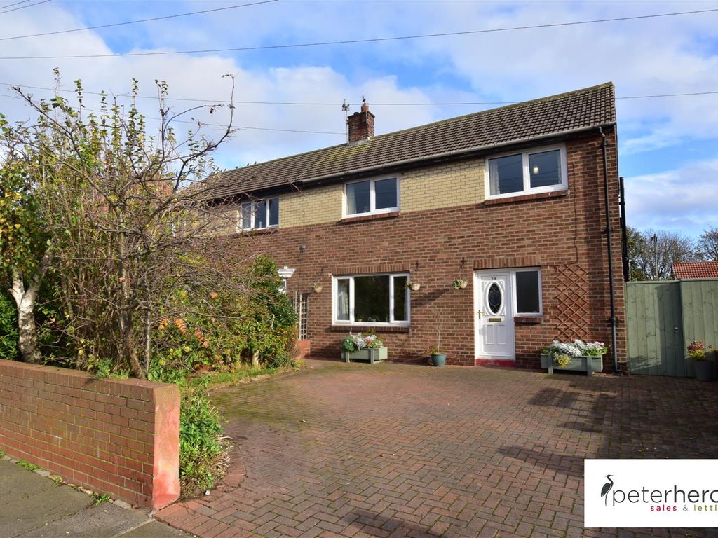 3 bed semidetached house for sale in Parry Drive, Whitburn, Sunderland