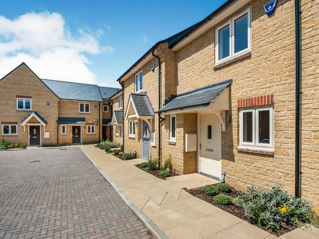 2 bed terraced house to rent in Mercer Gardens, Faringdon SN7 Zoopla