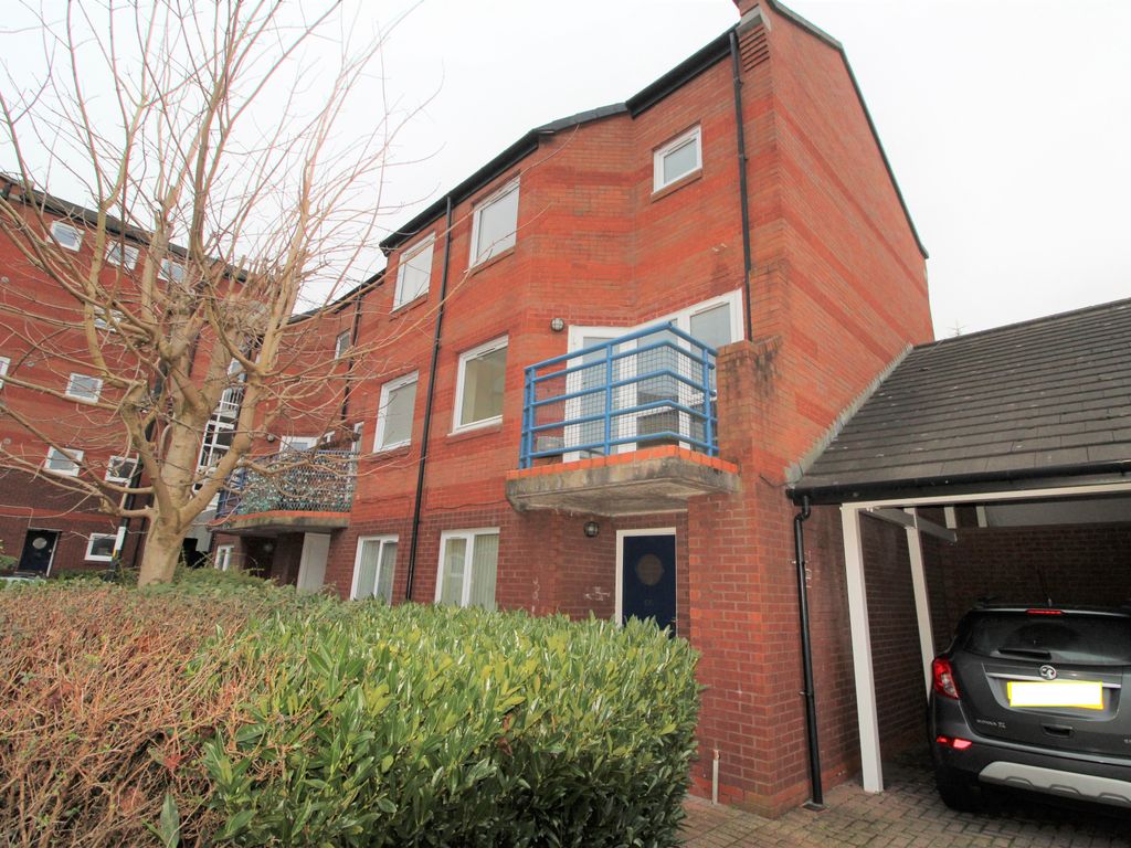 3 bed town house to rent in Princes Reach, Docklands, Preston PR2 Zoopla