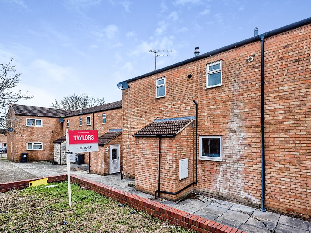 2 bed terraced house for sale in Ely Close, Toothill, Swindon