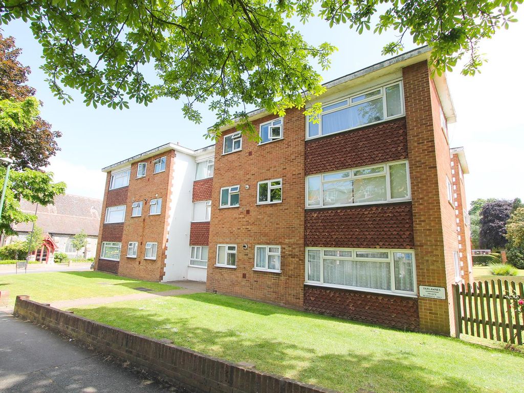 2 bed flat for sale in Maldon Road, Wallington SM6 Zoopla