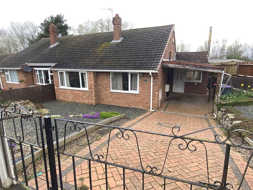 2 bed bungalow for sale in Hollyhurst Road, Wrockwardine Wood, Telford