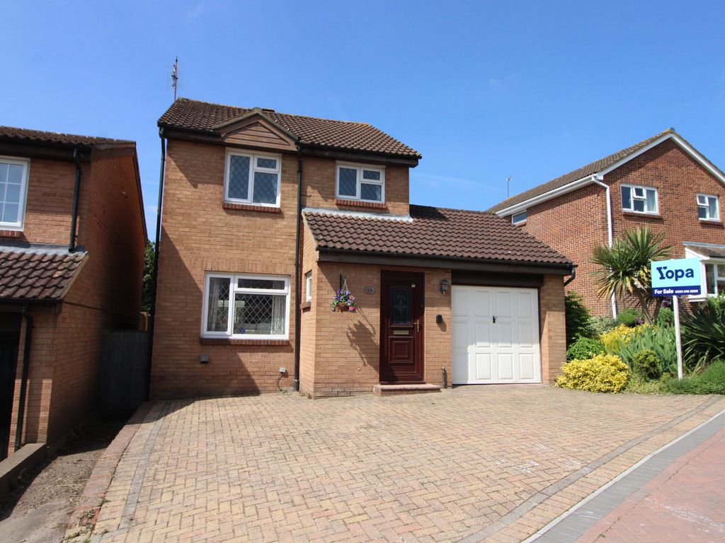 3 bed detached house for sale in Beauchief Close, Lower Earley, Reading
