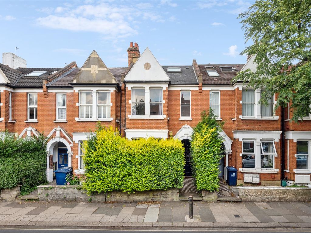 2 bed flat for sale in Southfield Road, London W4, £550,000 Zoopla