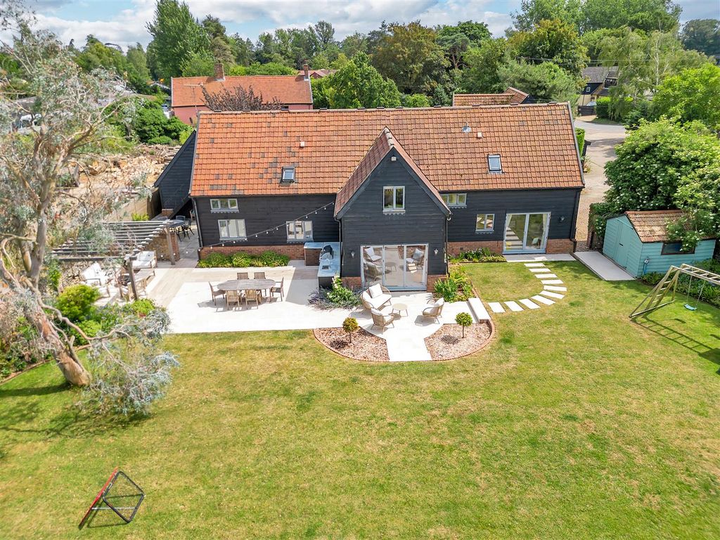 4 bed barn conversion for sale in Great Barton, Bury St. Edmunds IP31