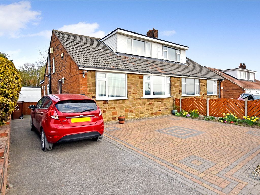 4 bed bungalow for sale in Batley Road, Tingley, Wakefield, West