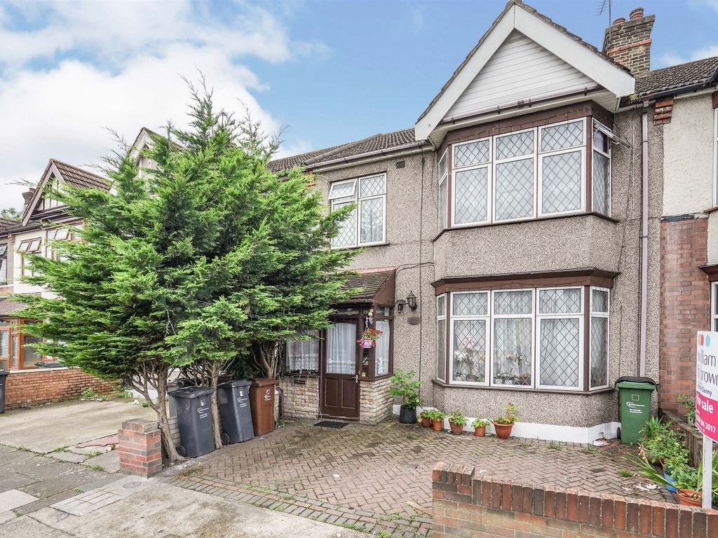 3 bed terraced house for sale in Hulse Avenue, Barking IG11 Zoopla