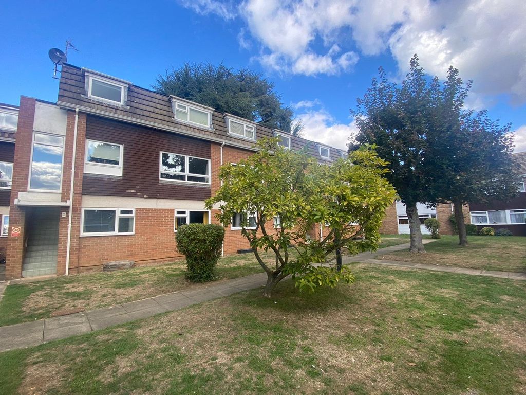 2 bed flat to rent in Shelley Close, AbingdonOnThames OX14 Zoopla