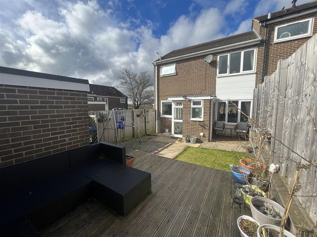 3 bed end terrace house for sale in Stanley Way, Billy Row, Crook DL15