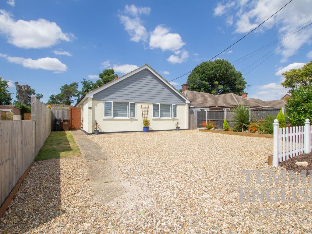 2 bed detached bungalow for sale in Villa Road, Stanway, Colchester CO3 Zoopla