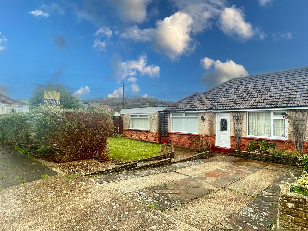 3 bed semidetached bungalow for sale in Sedbury Road, Sompting