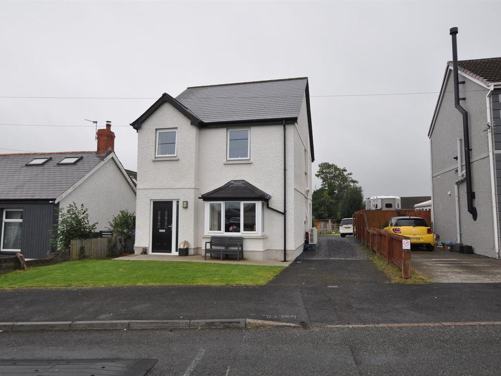 4 bed property for sale in Carway, Kidwelly SA17, £269,500 Zoopla