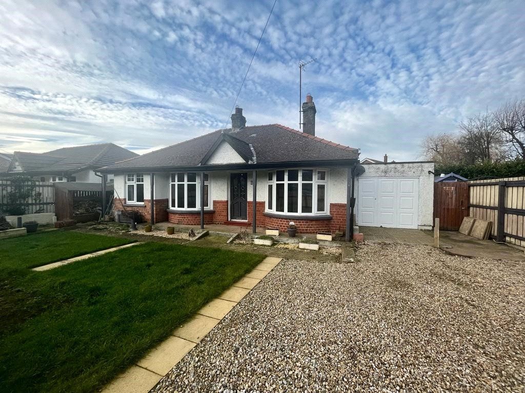 2 bed bungalow for sale in Leeming Lane, Catterick, Richmond DL10 Zoopla