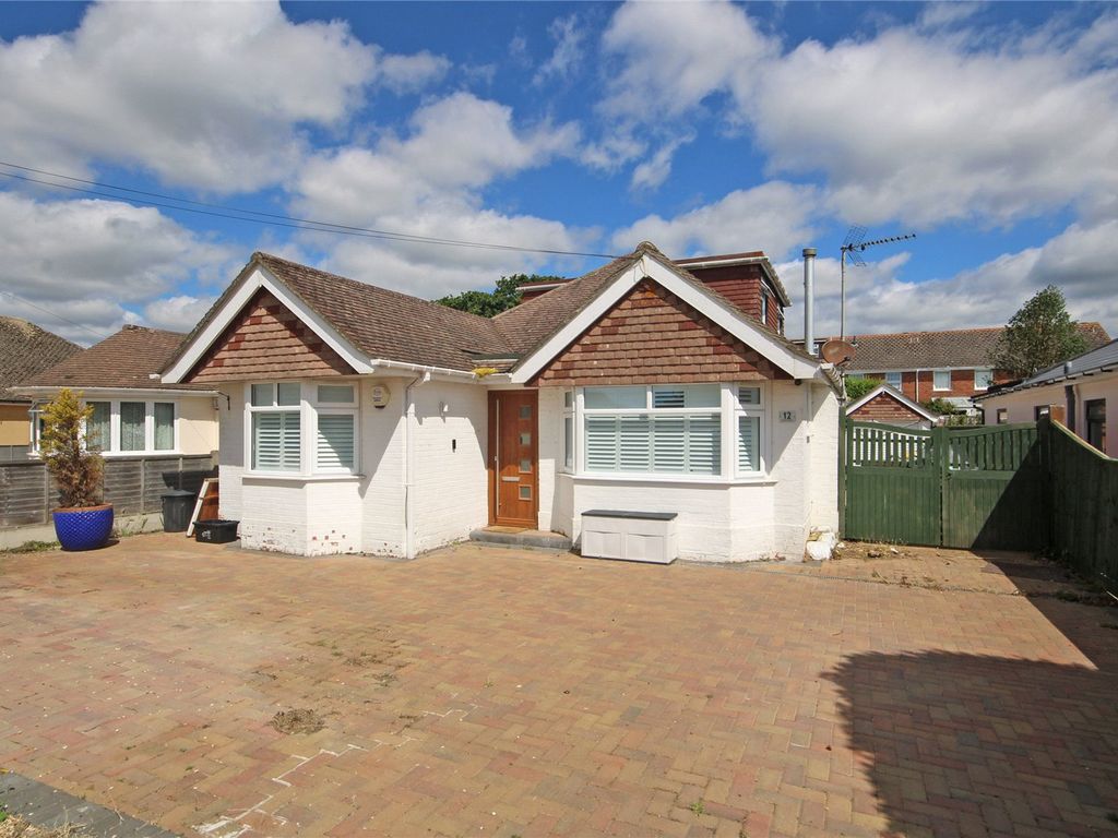 4 bed detached house for sale in Seacroft Avenue, Barton On Sea, New