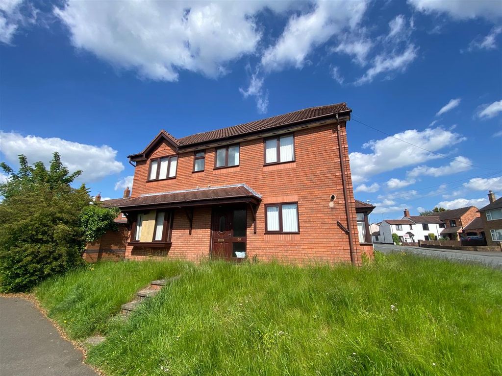 4 bed detached house for sale in Golden Cross Lane, Catshill