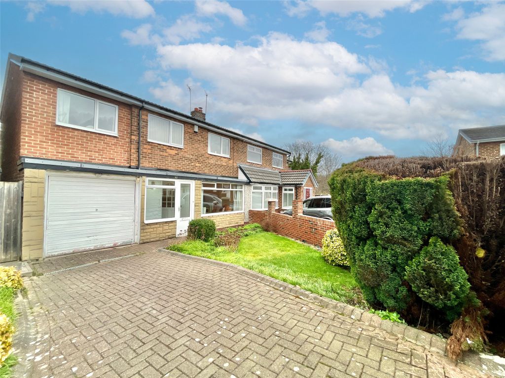 4 bed semidetached house for sale in Wardley Drive, Wardley NE10, £