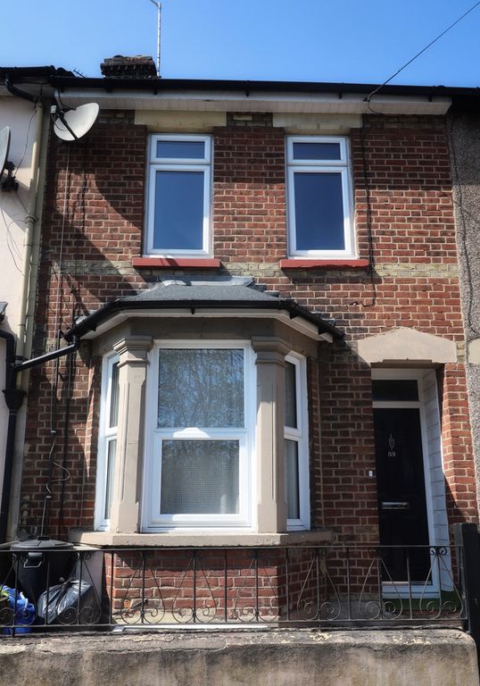 1 bed for sale in Cuxton Road, Rochester ME2 Zoopla