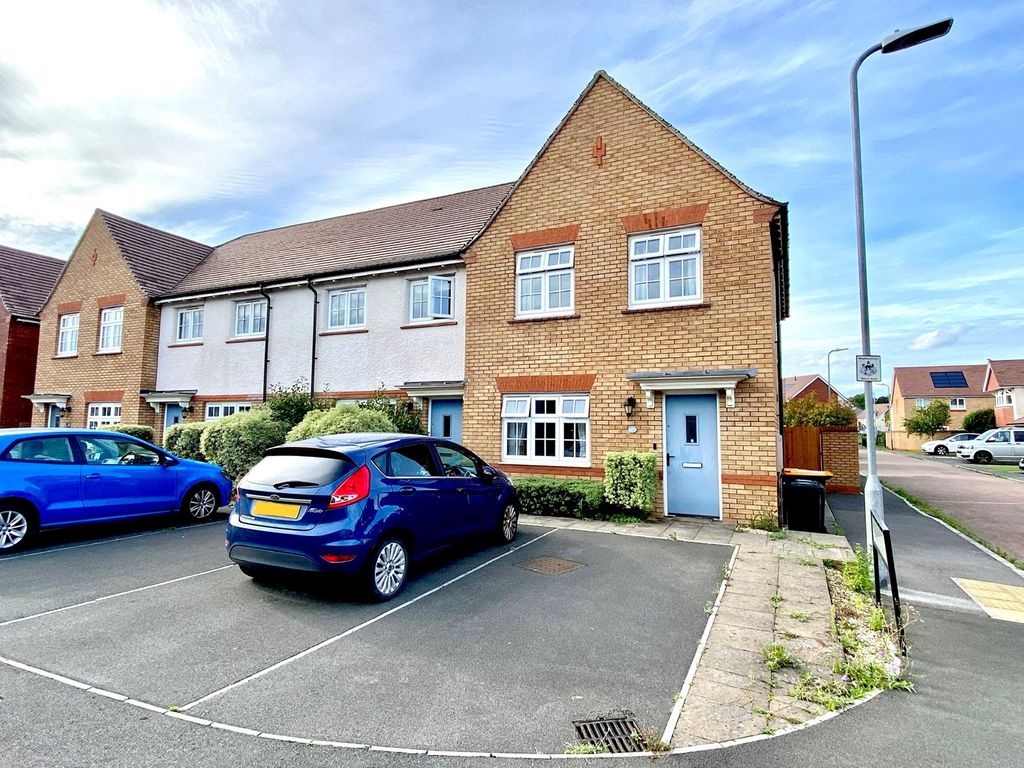 3 bed end terrace house for sale in Capel Dewi Hall Road, Newport NP20