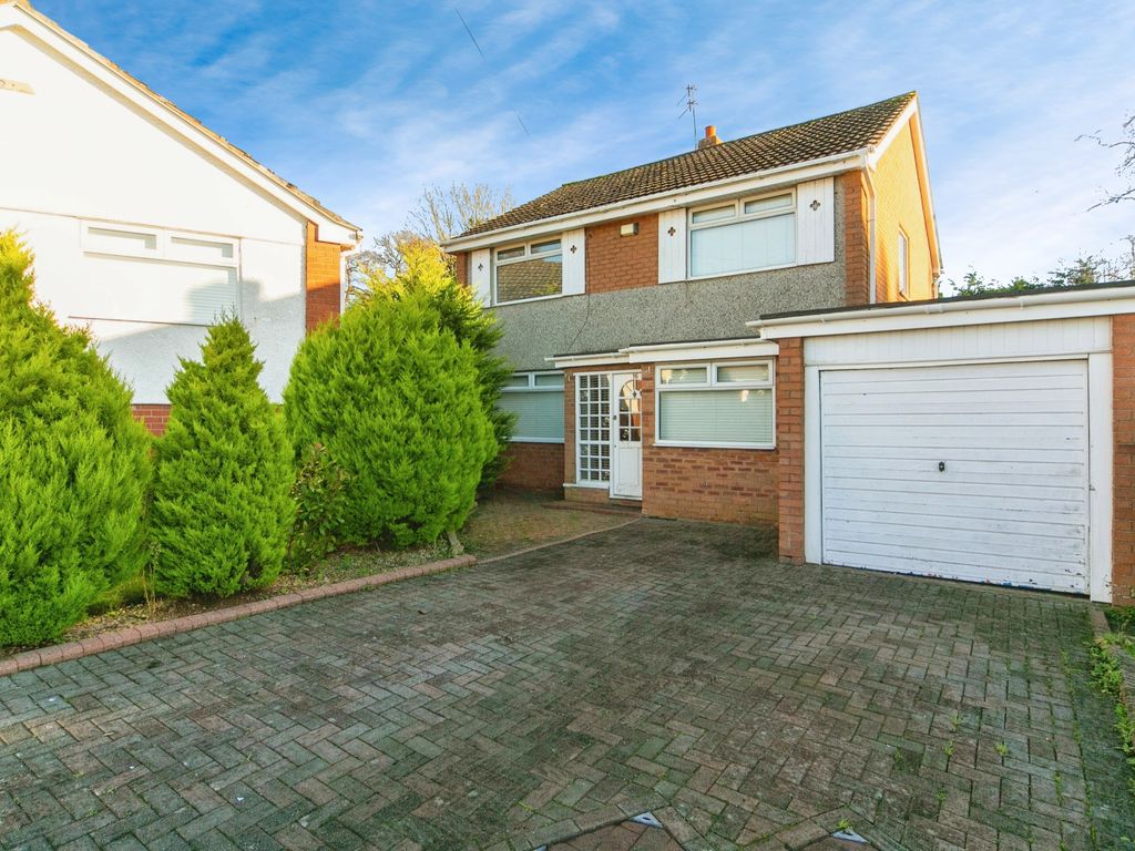 4 bed detached house for sale in Wernbrook Close, Prenton, Merseyside CH43, £280,000 Zoopla