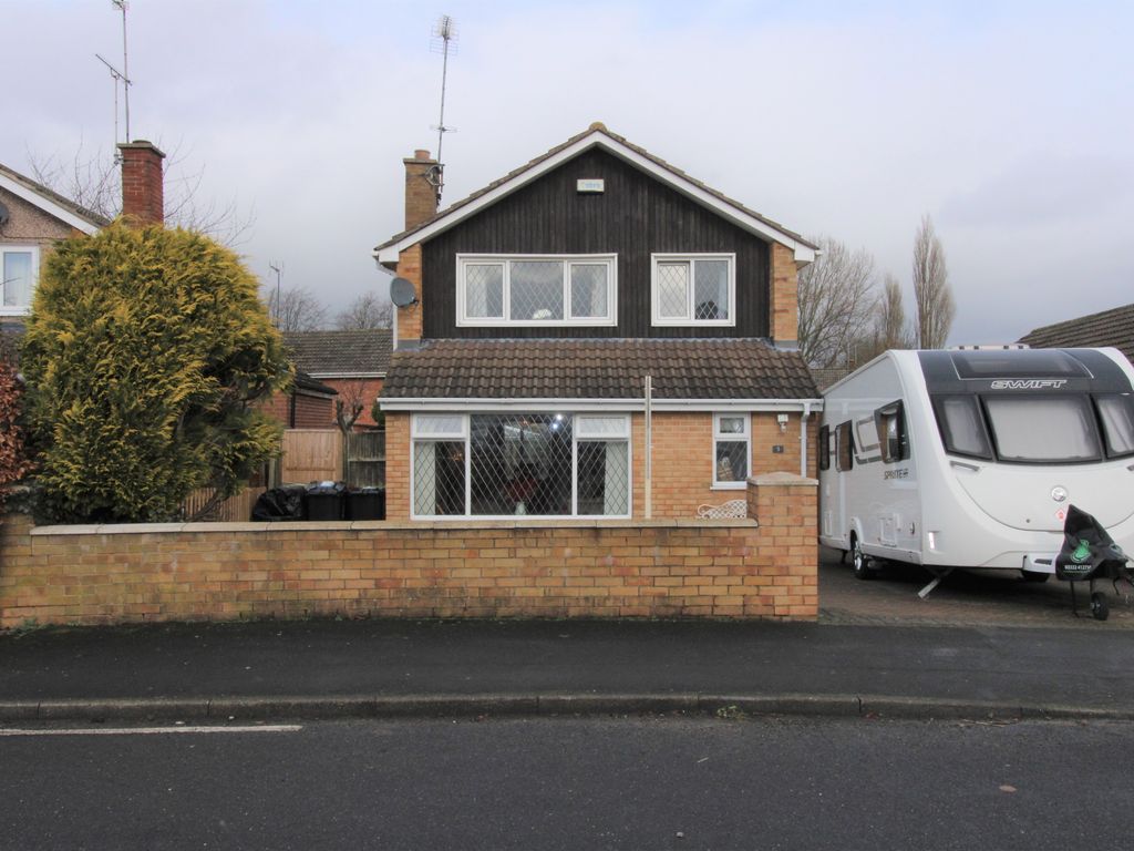 3 bed detached house for sale in Farfield Avenue, Knaresborough HG5, £