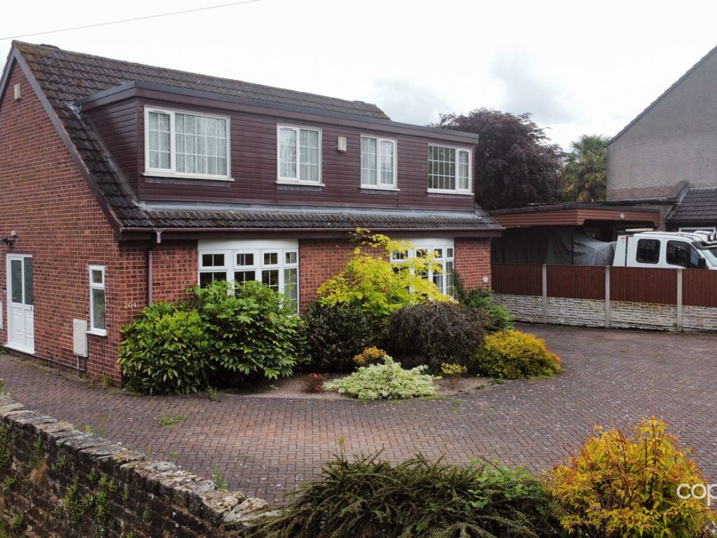 6 bed detached house for sale in High Street, Stonebroom, Alfreton