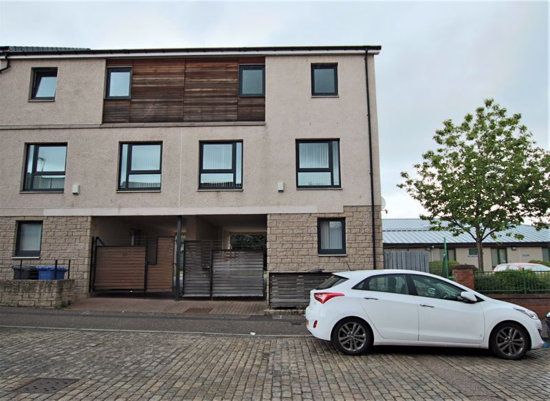 4 bed property for sale in Brown Constable Street, Dundee DD4 Zoopla
