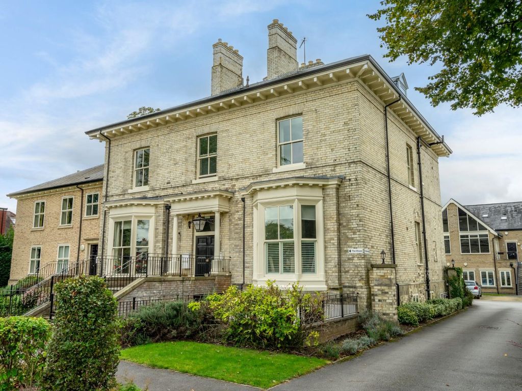 2 bed flat for sale in Fulford Chase, Fulford, York YO10, £350,000 Zoopla