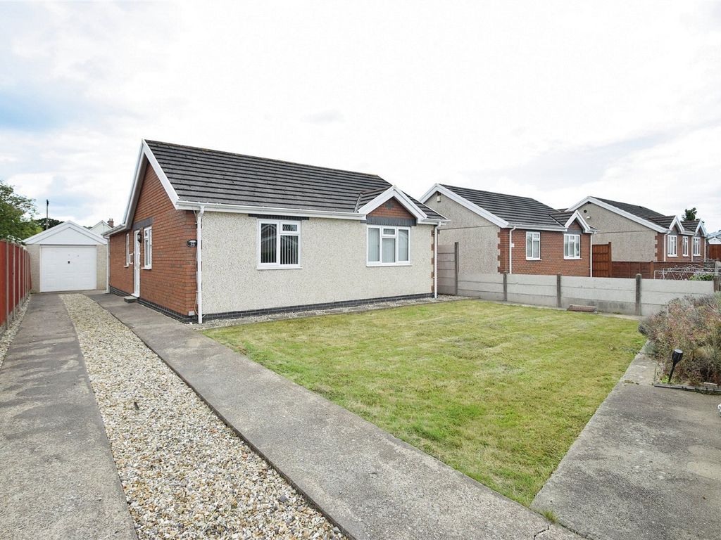 3 bed bungalow for sale in Pencaerfenni Park, Crofty, Abertawe