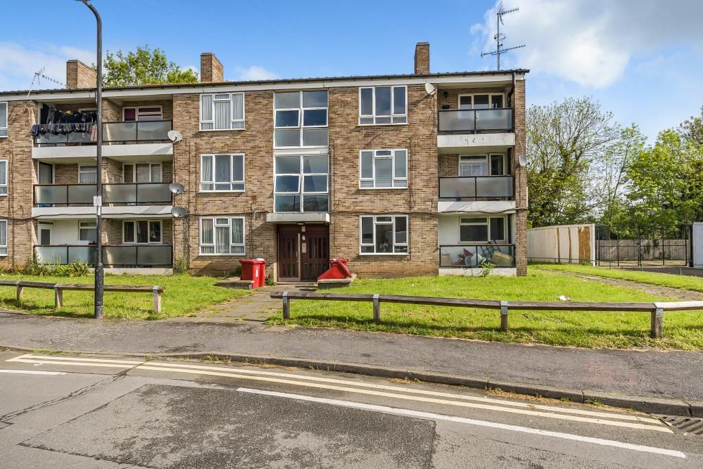 2 bed flat for sale in Langley, Berkshire SL3 Zoopla