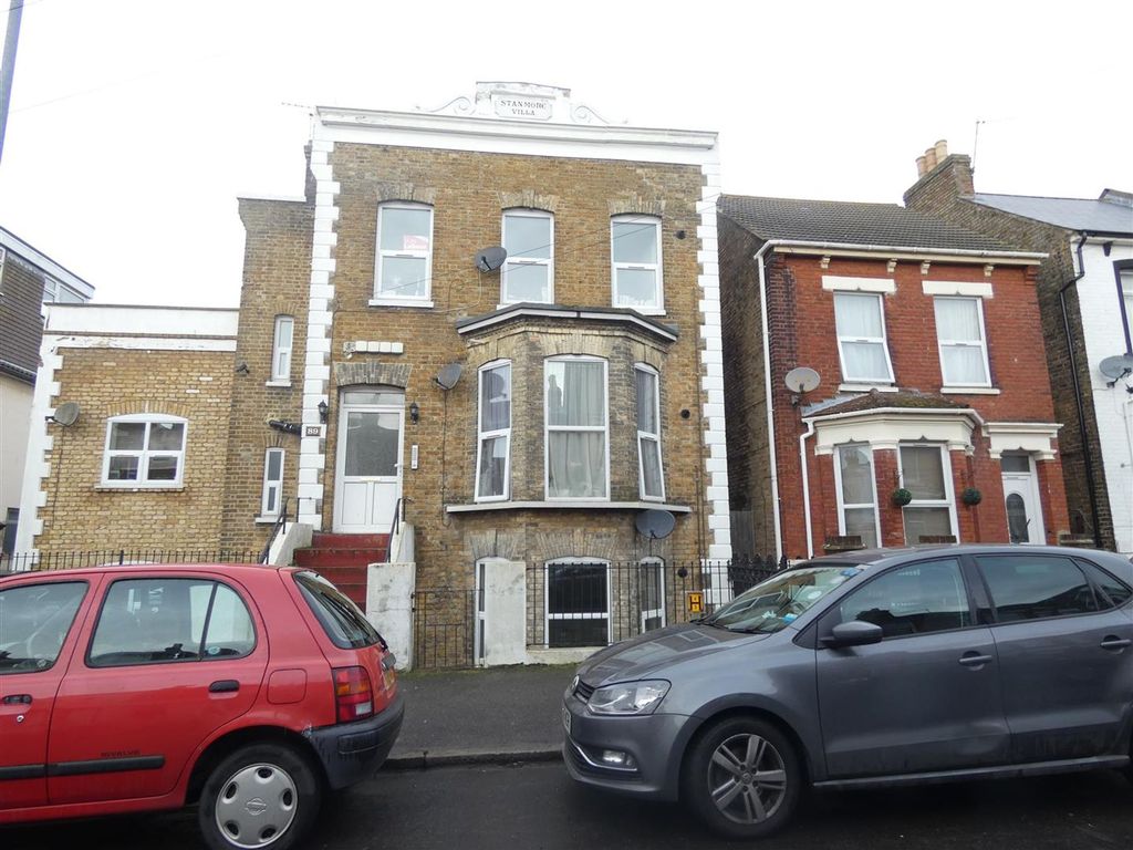 2 bed flat to rent in South Eastern Road, Ramsgate CT11, £750 pcm Zoopla