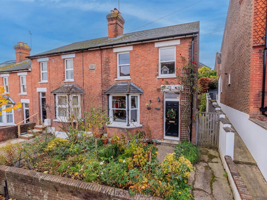 3 bed semidetached house for sale in St. Marys Road, Tonbridge TN9 Zoopla