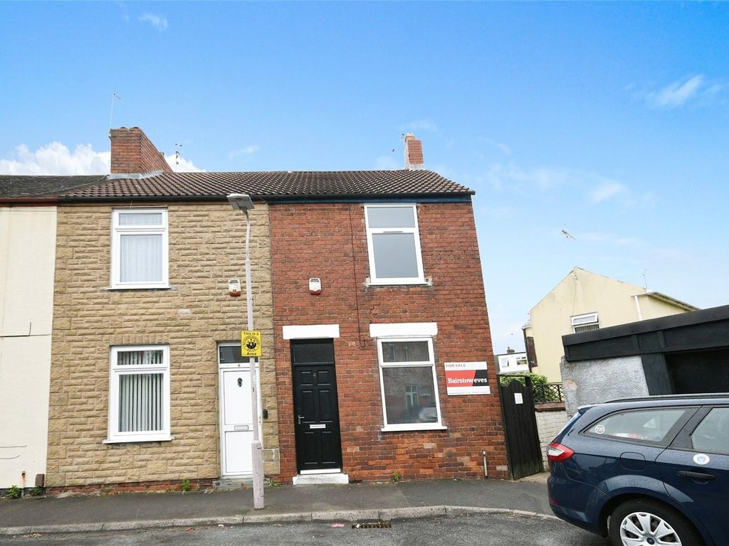 3 bed end terrace house for sale in Titchfield Street, Mansfield