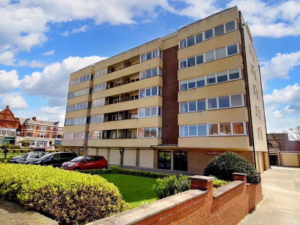 Property for sale in St Annes Road West, Lytham St Annes FY8 Zoopla