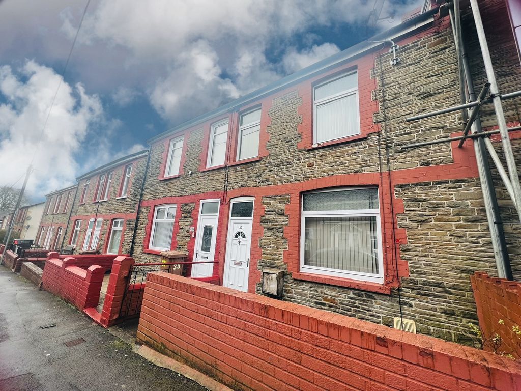 3 bed terraced house for sale in Bradford Street, Caerphilly CF83, £