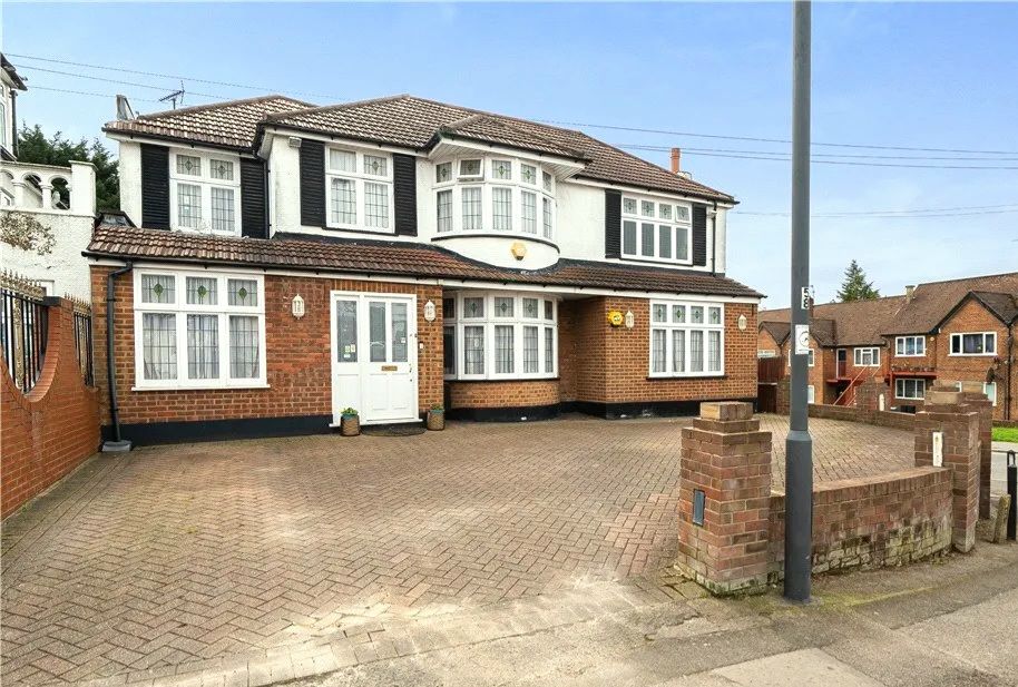 5 bed detached house for sale in Gordon Avenue, Stanmore HA7, £