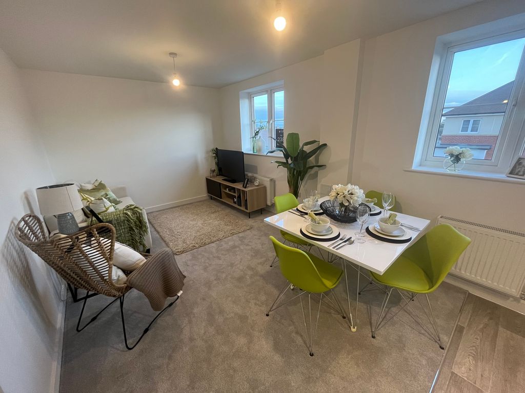 2 bed flat to rent in Underwood Close, Peterborough PE3 Zoopla